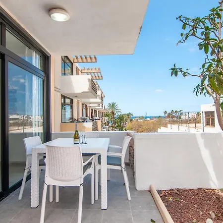 2 Bedroom Playa De Americas Appartement *