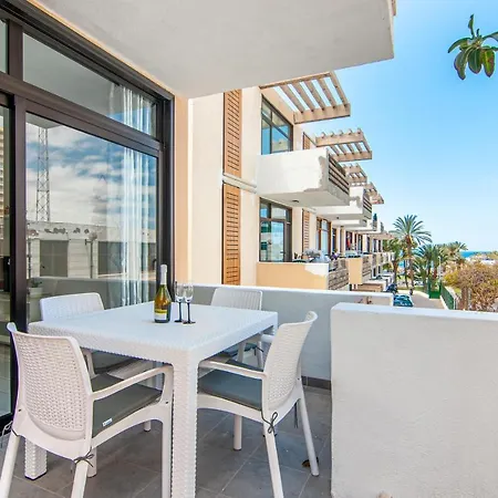 2 Bedroom Playa De Americas