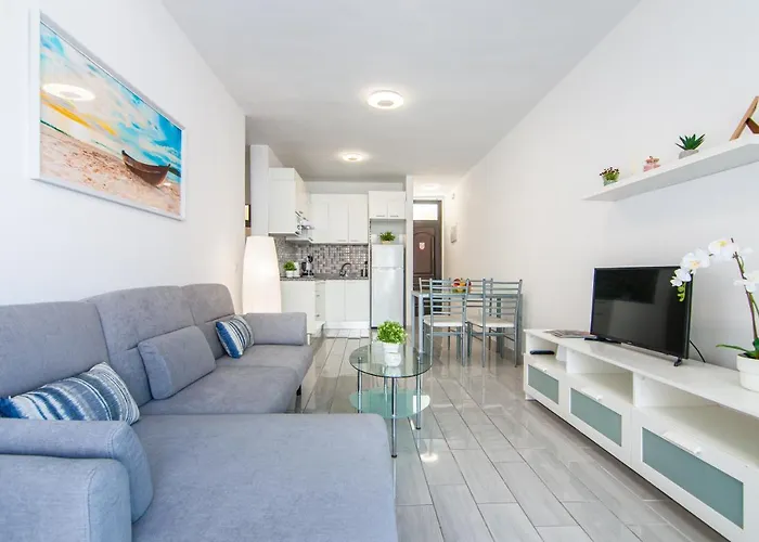 2 Bedroom Playa De Americas Playa de las Americas (Tenerife)