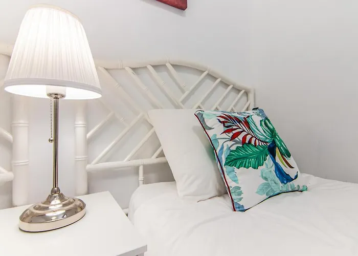 2 Bedroom Playa De Americas * Playa de las Americas (Tenerife)