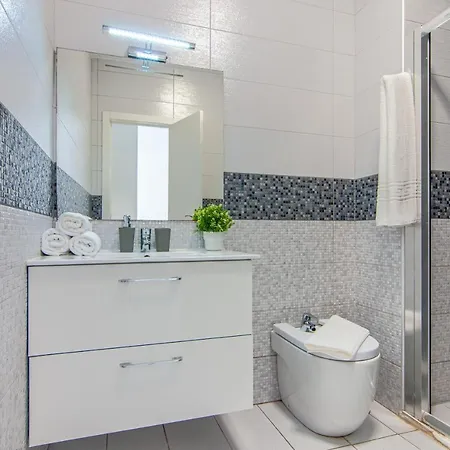 2 Bedroom Playa De Americas * Плая-де-лас-Америкас