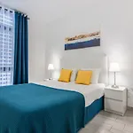 2 Bedroom Playa De Americas